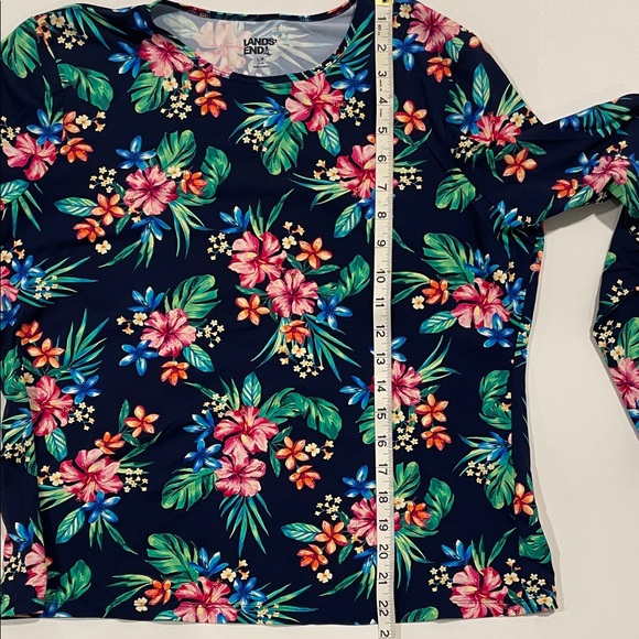 Lands' End Womens L/12 Floral Rashguard Set - Navy and green floral - Picture 10 of 12
